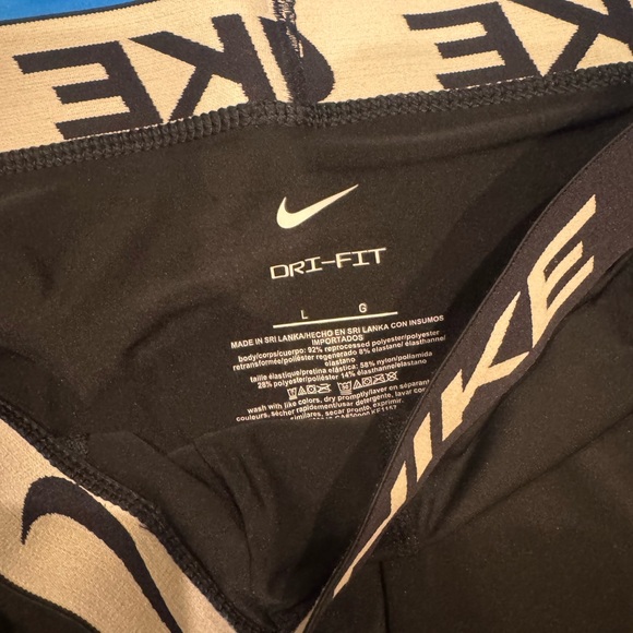 Nike Men's Boxer Briefs in Black, Gray, and Blue - Picture 2 of 4
